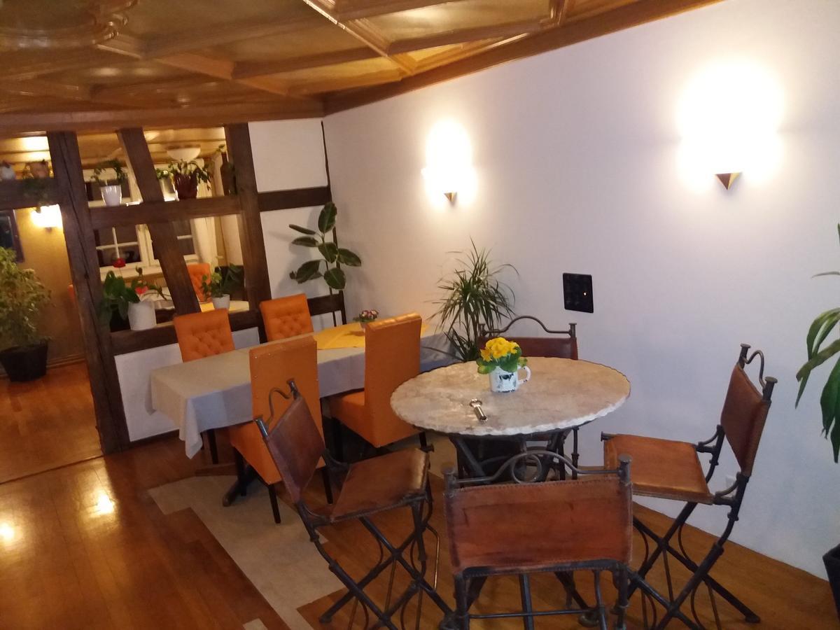 Hotel Garni Frohsinn Uttwil Bagian luar foto