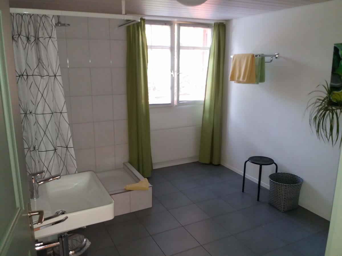 Hotel Garni Frohsinn Uttwil Bagian luar foto